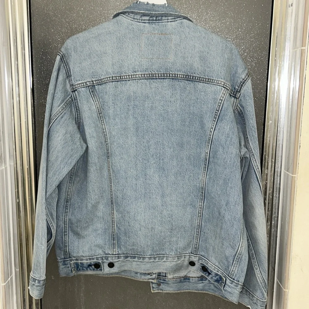 🇺🇸FIRM PRICE🇺🇸Levi’s premium Relaxed Fit Trucker Jacket